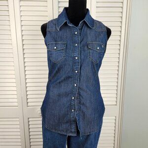 Guess Dark Wash Denim Sleeveless Snap Front Top M Western Fitted Logo Pocket